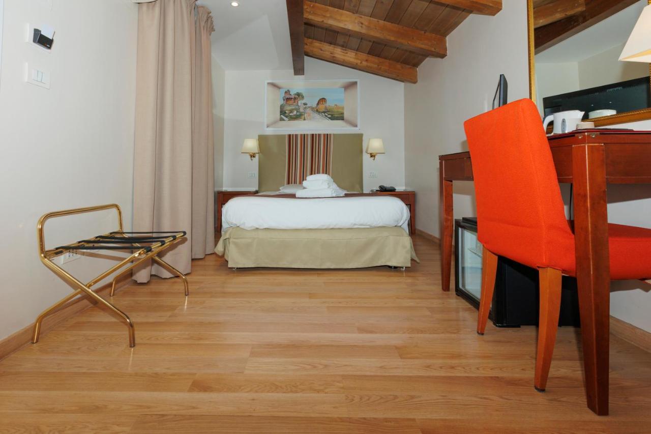 Hotel Camelia Roma